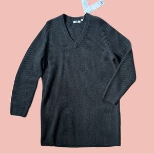 Uniqlo U Wool Sweater Dress – 100% Lambswool, V-Neck, Dark Gray